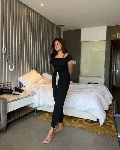 Call Girls Chauri Chaura Cash On Delivery